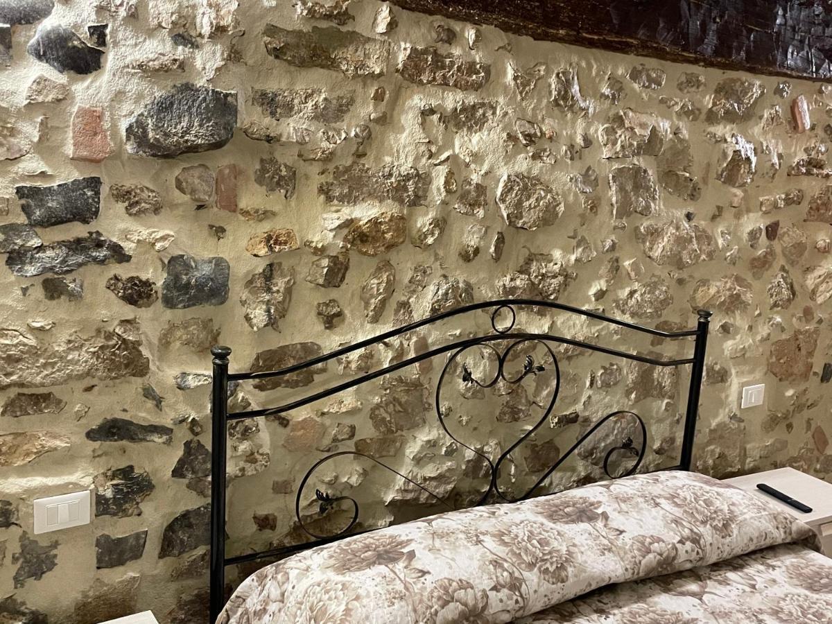 La Stanza Del Principe Panzió Fondi Kültér fotó